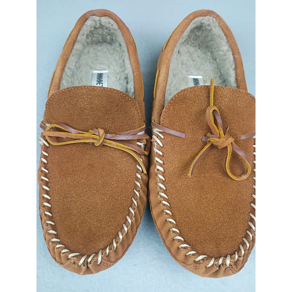 Minnetonka Mens Pile Lined Hardsole Suede Moccasin Slippers Tan 4153 Size 11M